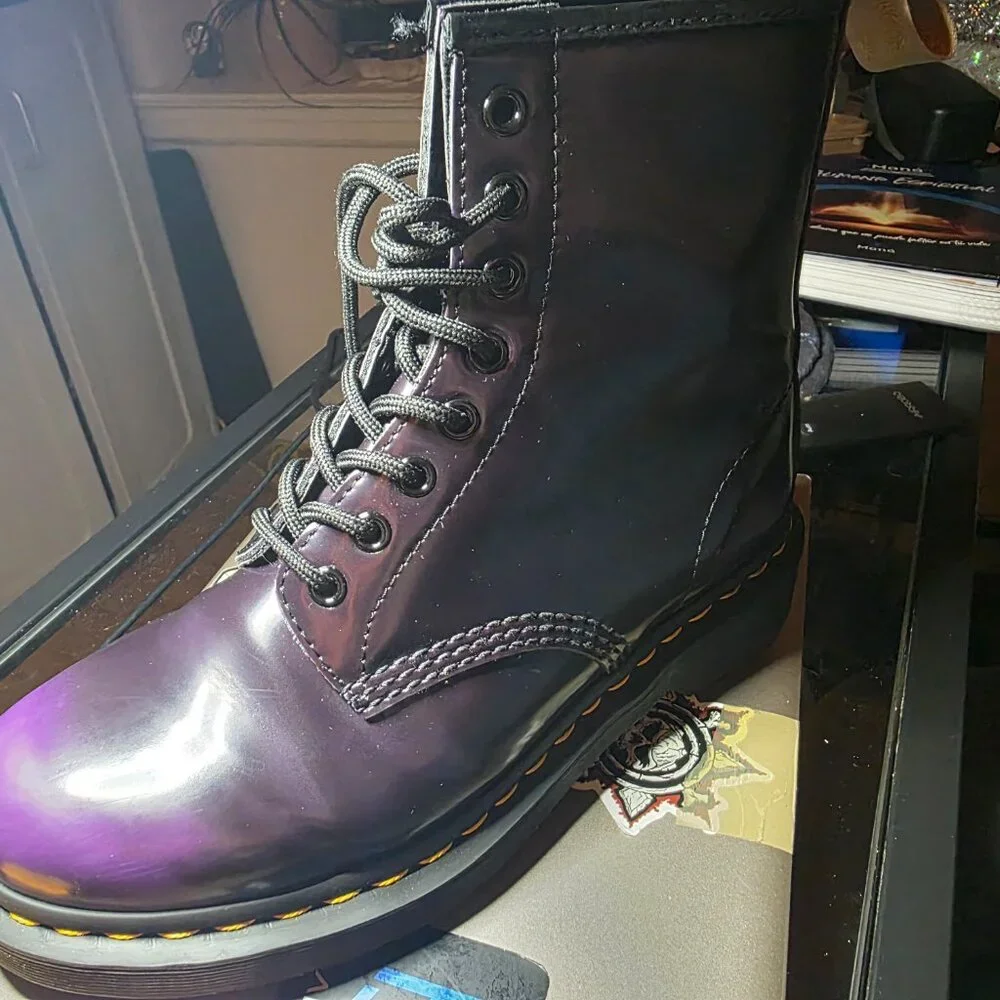 1460 dr martens boots - Picture 2 of 3